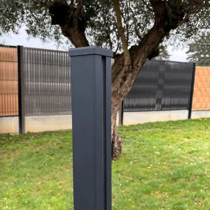 poteau-aluminim-mes-2